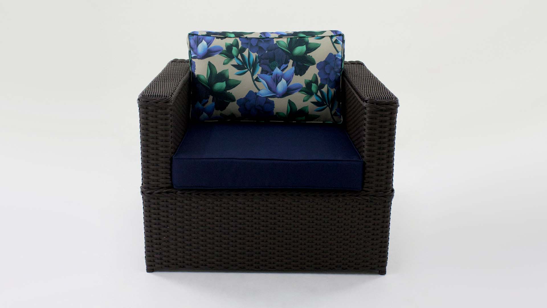 POLTRONA ALBANY – TECIDO AZUL - ZAZ Decor